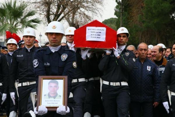 Şehit polis memuru için tören düzenlendi