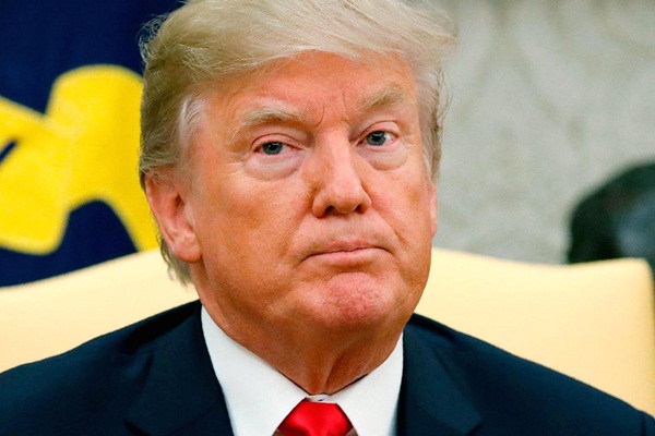 Trump’ın eski danışmanı Roger Stone tutuklandı