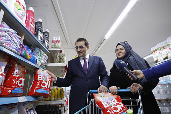 Bakan Dönmez, BORON'u ilk satın alanlardan oldu