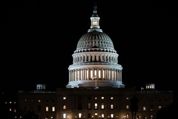 ABD'de federal hükümet 3 haftalığına açılıyor