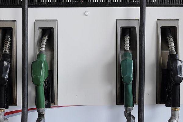 'Akaryakıtta kredi kartı komisyonu düşürülmeli'