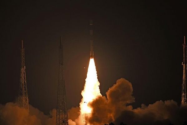 Dünyanın en hafif uydusu yörüngeye gönderildi