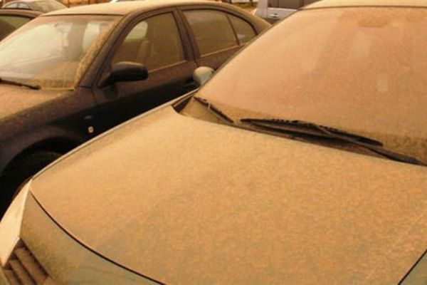 Dün g ece İstanbul'a çamur yağdı