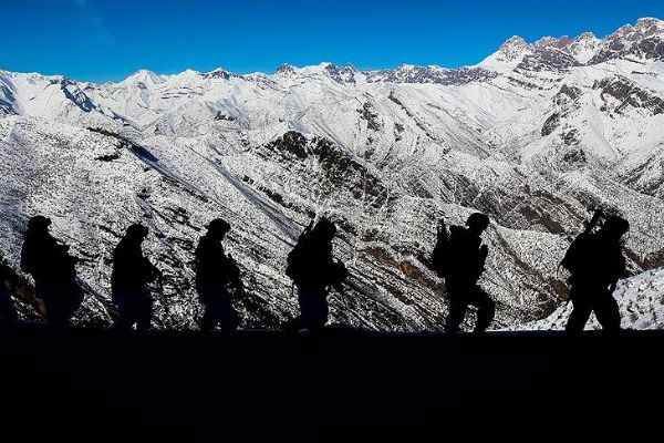 Başarılı operasyonlar PKK'nın sözde yöneticilerini birbirine düşürdü