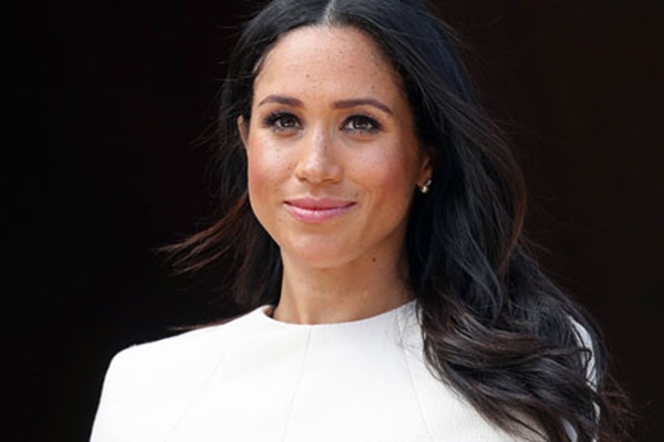 Kraliyet gelini, hacamat yaptırdı