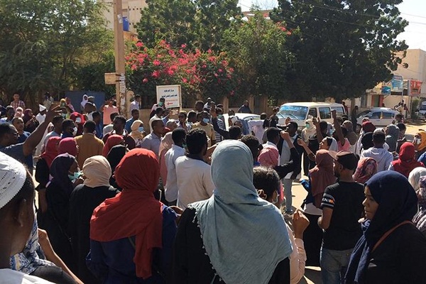 Sudan'da gösterilerde gözaltına alınan herkes serbest bırakılacak
