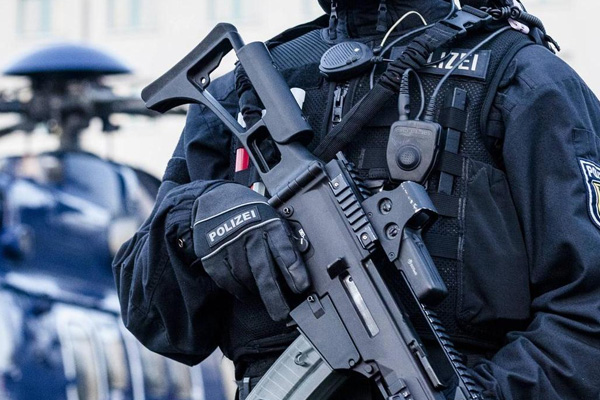 Almanya'da terör hazırlığındaki 3 Iraklı yakalandı