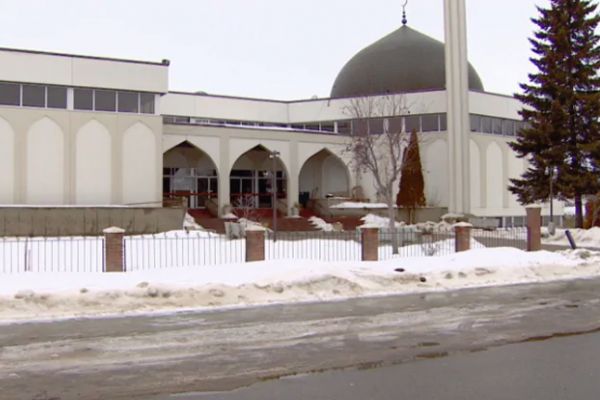 Kanada'da Odin Kurtları, Müslümanlara saldırdı