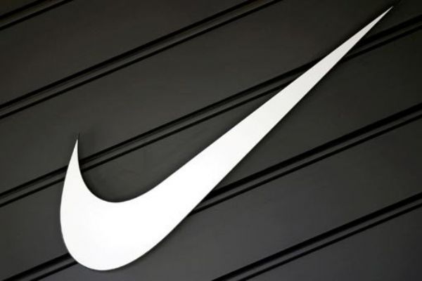 Nike'ın kullandığı skandal logoya Müslümanlardan tepki