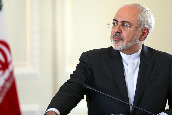 Zarif'ten Trump yönetimine 'çelişki' suçlaması