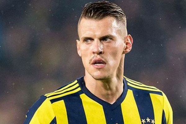 Skrtel'in cezasında indirim yapıldı