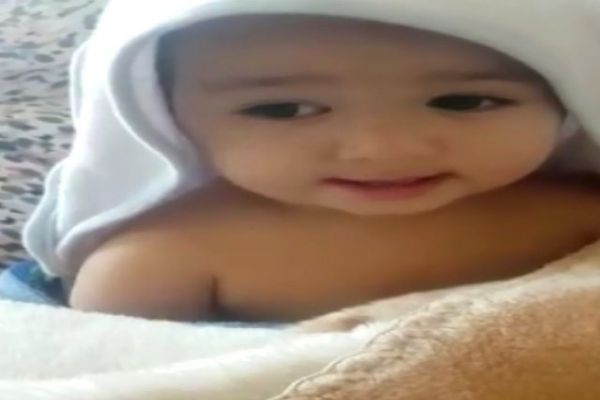 18 aylık bebek İsrail hariç tüm ülkelerin başkentini saydı