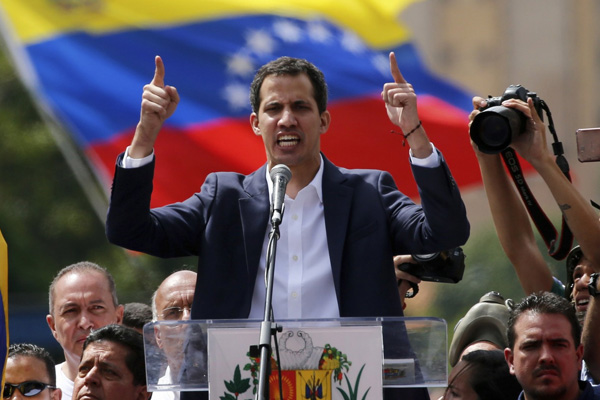 Guaido'dan iki ülkeye ''tarafsız olmayın'' çağrısı