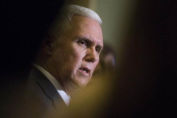 Pence: Maduro rejimine son verme zamanı geldi