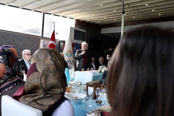 Binali Yıldırım: Benim İstanbul'a minnet borcum var