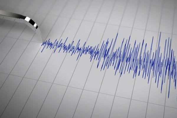 Endonezya'da 6 büyüklüğünde deprem