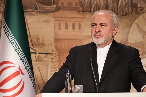 Zarif: Avrupalılar ABD'ye karşı tutum almaya cüret edemeyeceklerini gösterdi