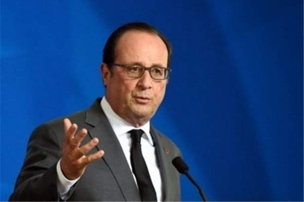 Hollande'dan Macron'a 'Sarı Yelekliler' eleştirisi