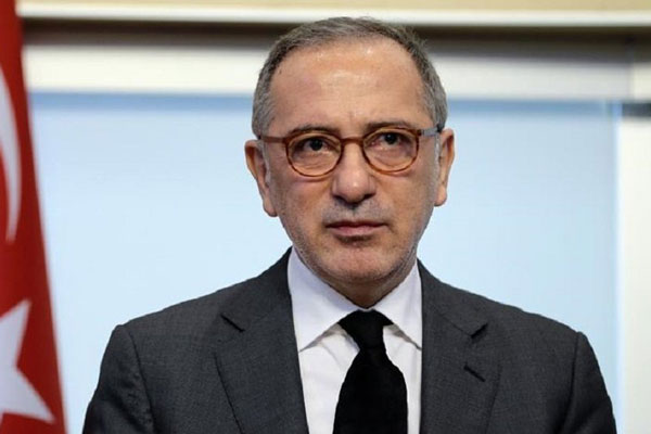 Fatih Altaylı'dan flaş iktidara eleştiri: FETÖ ile mücadeleye ara verelim, seçimi kazanalım...