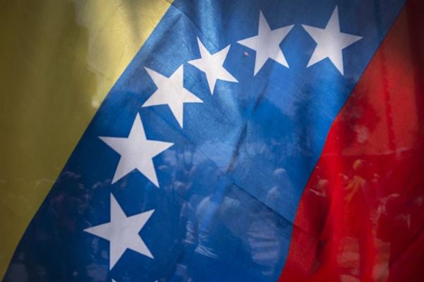 AB ve Latin Amerika ülkeleri Venezuela'daki krizi görüşecek
