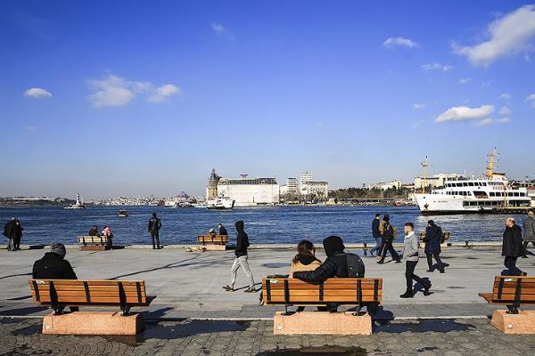 Yurt genelinde hava az bulutlu geçecek