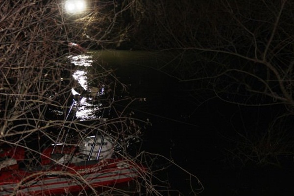 Derede akıntıya kapılan otomobil bulundu