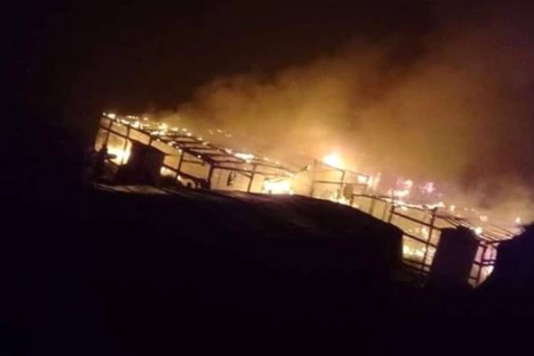 Irakta bulunan mülteci kampında yangın: 4 çocuk hayatını kaybetti