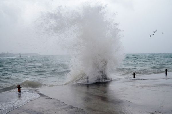 Meteorolojiden yağış ve fırtına uyarısı yapıldı
