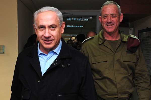 Netanyahu'nun rakibi Gantz: Yasa dışı Yahudi yerleşimi yerleri boşaltılmalı