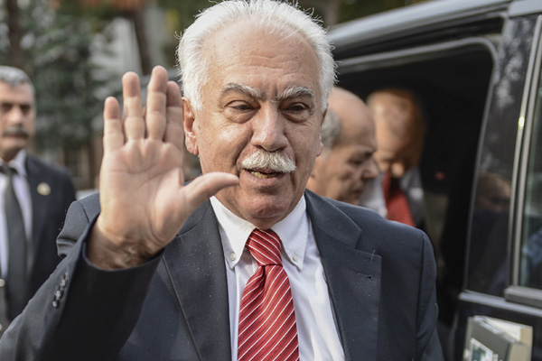 Perinçek'ten Macron'a soykırım mektubu