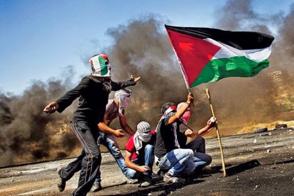 Filistin hükümeti şehit ailelerinin,tutukluların ve  yaralananların maaşlarını kesti