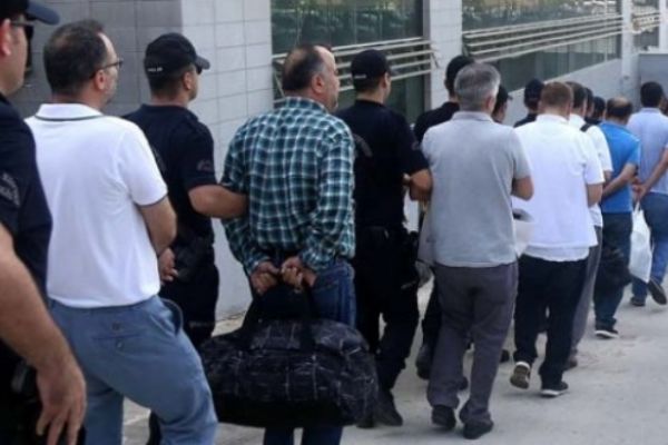 FETÖ'ye yönelik emniyetteki yapılanmaya operasyon
