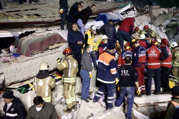 Kartal'daki kriz merkezinde zor bekleyiş