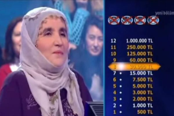 Yarışma programına katılıp fenomen olan kadın muhtar adayı oldu