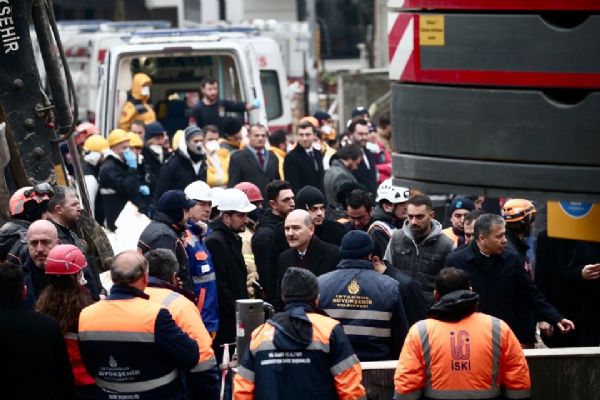 Kartal'da çöken binada hayatını kaybedenlerin sayısı 16 oldu