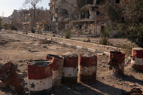 Koalisyon Deyr ez-Zor’u vurdu: En az üç ölü