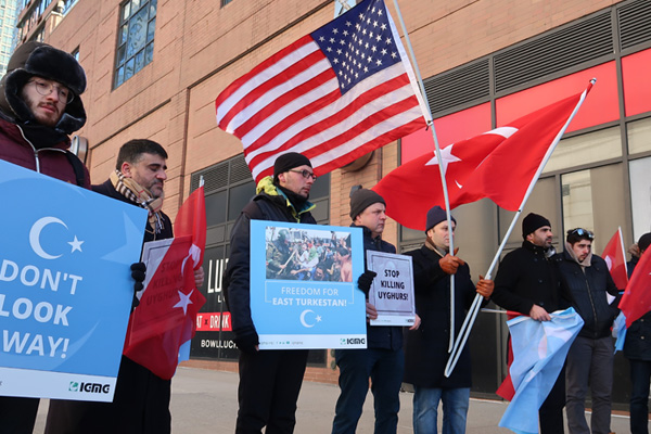 New York'ta yaşayan Türkler, Doğu Türkistan için sokaklarda