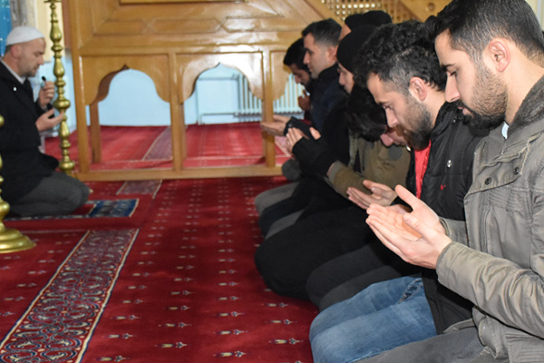 Yurdun dört bir yanından ses verdiler: Zulme Karşı Duaya Kalk