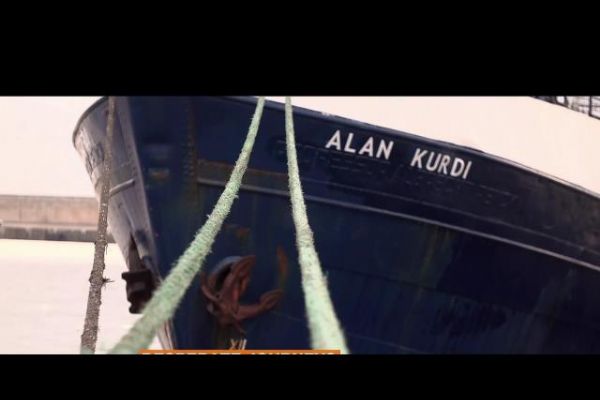 Göç ederken hayatını kaybeden Aylan Kurdinin ismi kurtarma gemisine verildi