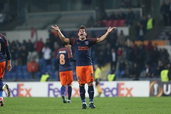 Başakşehirsporlu Emre Belözoğlu'nun banka hesapları incelemeye alındı