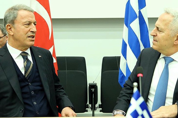 Bakan Akar, Yunan mevkidaşıyla görüştü