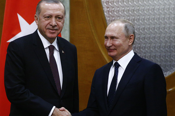 Erdoğan'dan üçlü zirve öncesi ''YPG'' vurgusu