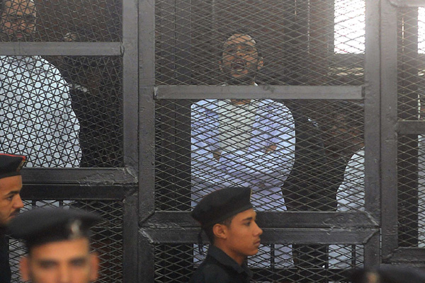 Darbeyle yönetilen Mısır'da İhvan destekçilerine operasyon