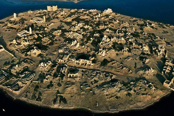 ''Adayı Türklerin elinden alalım''