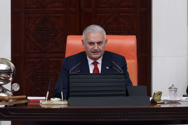 Binali Yıldırım’dan veda yemeği
