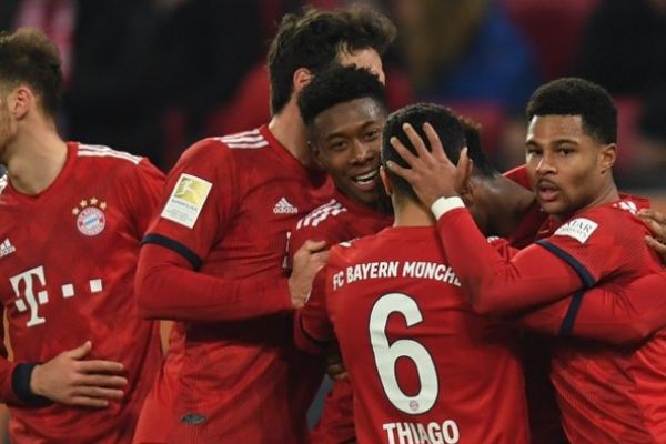 Almanya liginde tarihi gol