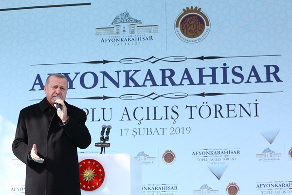 Erdoğan: Kandil'deki teröristler Kılıçdaroğlu'na talimat veriyor