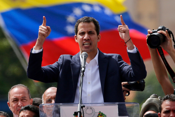 Guaıdo'nun davet ettiği AP üyeleri Venezuela’ya alınmadı