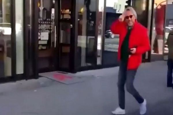 Almanya'da Can Dündara tepki