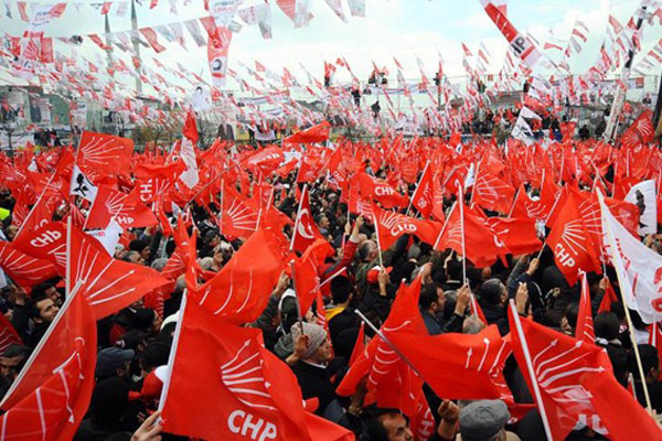 CHP'de yeni kriz: Çaycuma adayı rest çekti, Şahinbey adayı çekildi